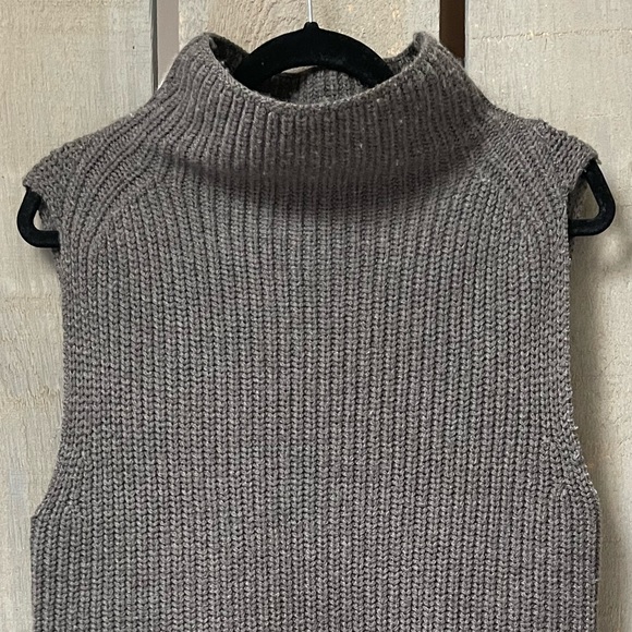 Wilfred Sleeveless Sweater - Olive Green (Small) - Picture 2 of 3